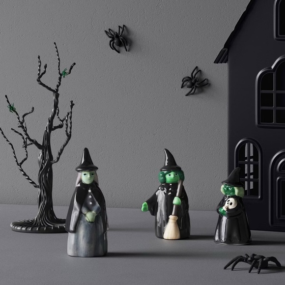 Hyde & Eek! Boutique - Ceramic Witches Set - Picture 5 of 5